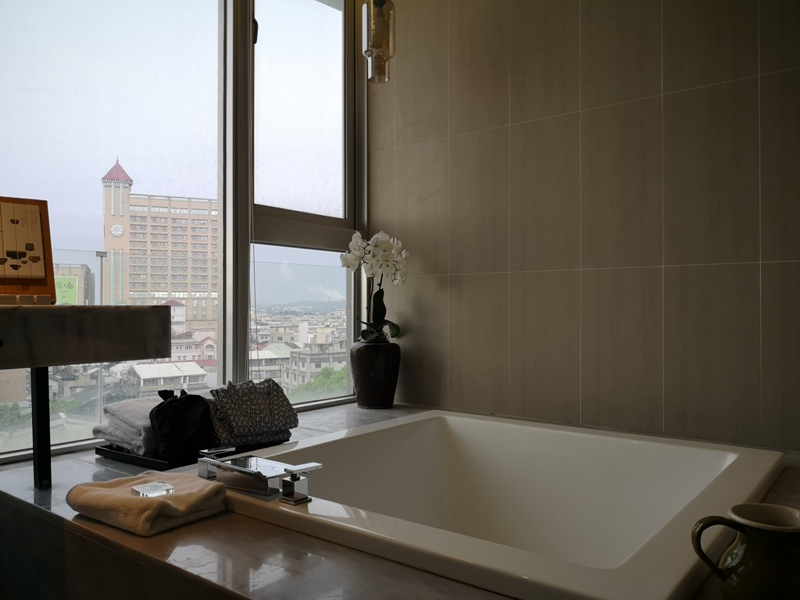 hotelday23 嘉義-桃城茶樣子 最美的飯店 最狼狽的泳池照