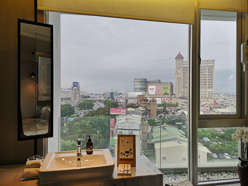 hotelday25 嘉義-桃城茶樣子 最美的飯店 最狼狽的泳池照