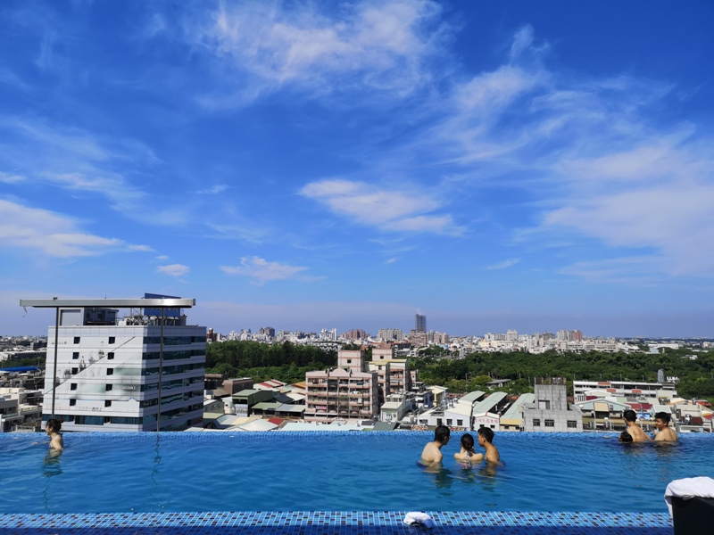 hotelday34 嘉義-桃城茶樣子 最美的飯店 最狼狽的泳池照