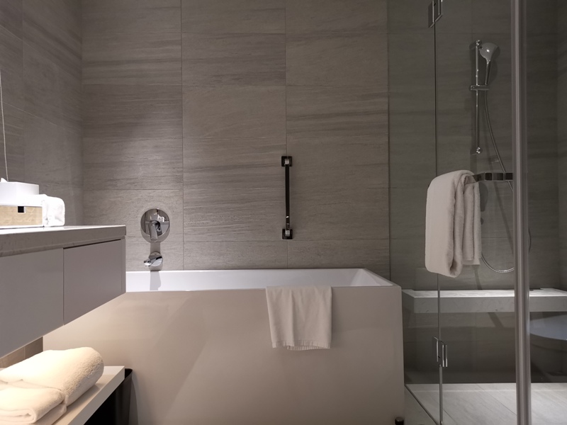 courtyarddowntown17 中山-國泰萬怡 新的就是好...但細緻度少了點