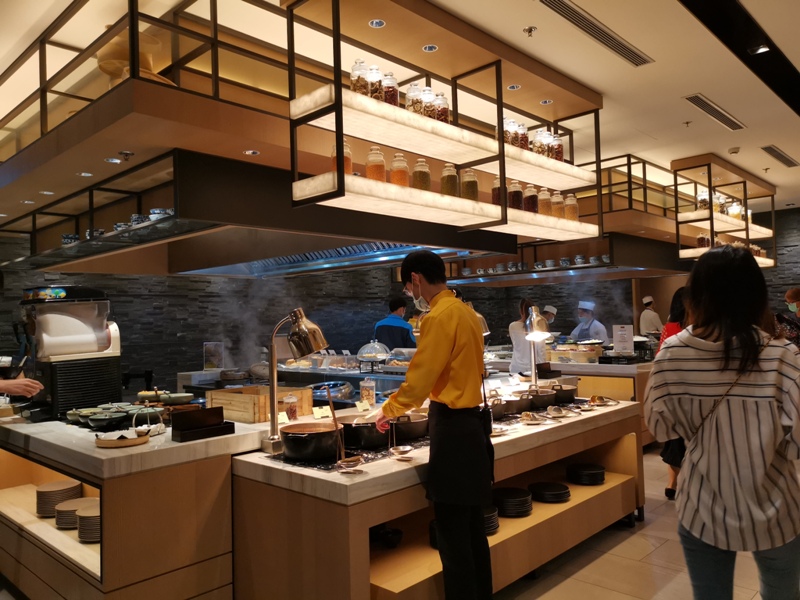 courtyarddowntown23 中山-國泰萬怡 新的就是好...但細緻度少了點