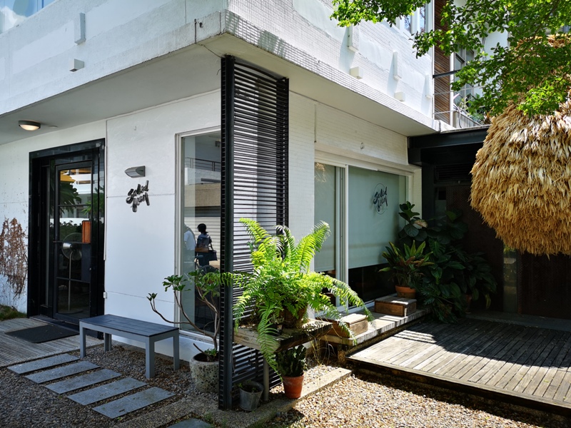 solidbean09 台中西區-Solidbean Coffee Roasters白屋綠樹老屋新味道 來杯手沖吧