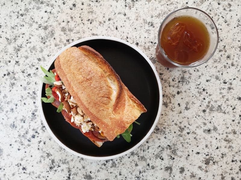 solidbean17 台中西區-Solidbean Coffee Roasters白屋綠樹老屋新味道 來杯手沖吧