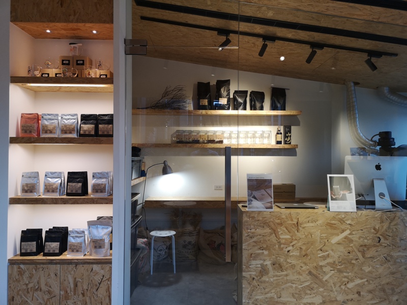 RBCroastbychen11 大園-R.B.C Roast By Chen Coffee簡約有姿態 冰釀手沖各有特色