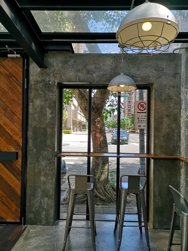 allday05 松山-All Day Roasting Company帶著工業風的咖啡名店 坐落民生社區好清幽