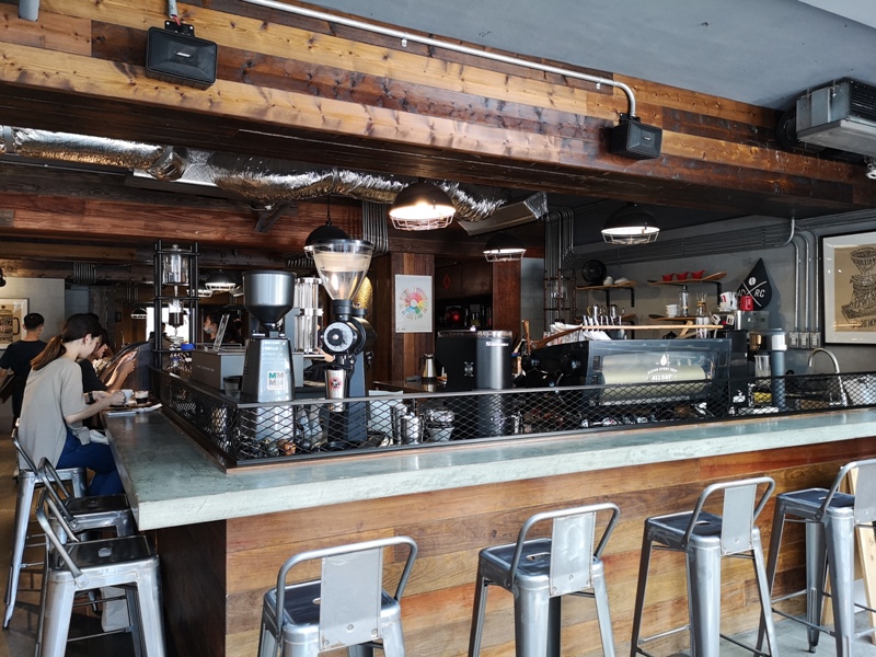 allday07 松山-All Day Roasting Company帶著工業風的咖啡名店 坐落民生社區好清幽