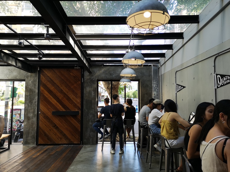 allday08 松山-All Day Roasting Company帶著工業風的咖啡名店 坐落民生社區好清幽