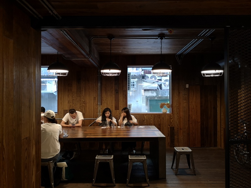 allday14 松山-All Day Roasting Company帶著工業風的咖啡名店 坐落民生社區好清幽