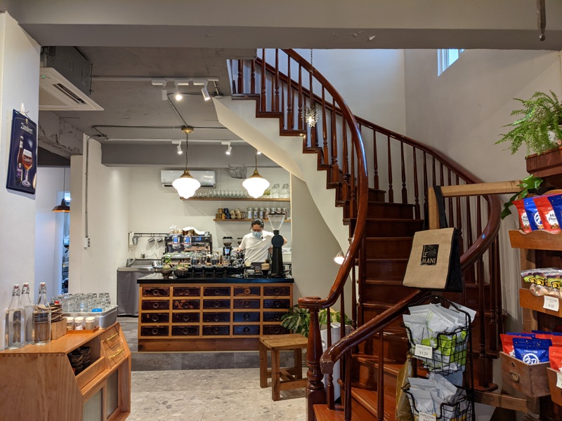 caffelemani06 內湖-啄手咖啡 大馬路旁的寧靜角落