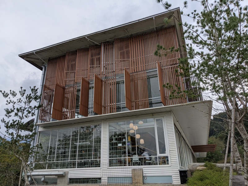 desolatecafe02 魚池-新穎好拍玻璃建築 一點都不蠻荒的蠻荒咖啡