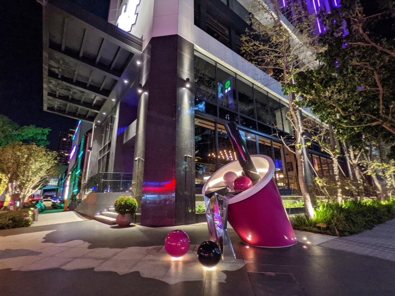 moxytaichung03 南屯-Moxy台中 萬豪潮飯店又一間 簡約IKEA風大廳宛如遊戲間