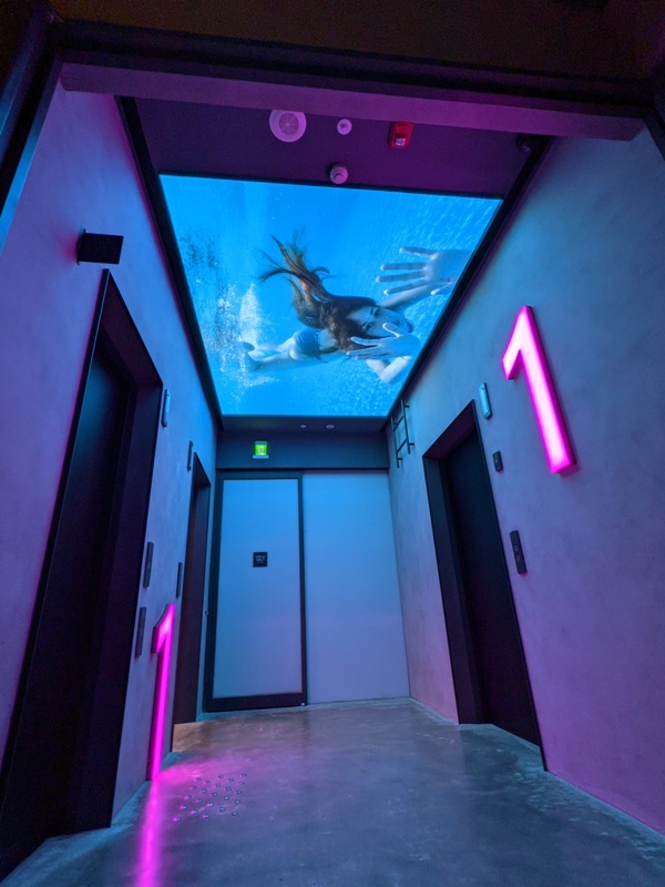 moxytaichung11 南屯-Moxy台中 萬豪潮飯店又一間 簡約IKEA風大廳宛如遊戲間