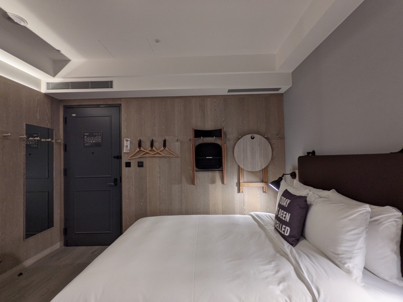 moxytaichung18 南屯-Moxy台中 萬豪潮飯店又一間 簡約IKEA風大廳宛如遊戲間
