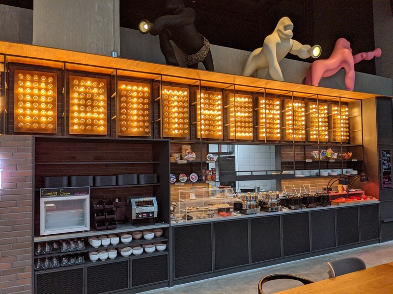 moxytaichung29 南屯-Moxy台中 萬豪潮飯店又一間 簡約IKEA風大廳宛如遊戲間