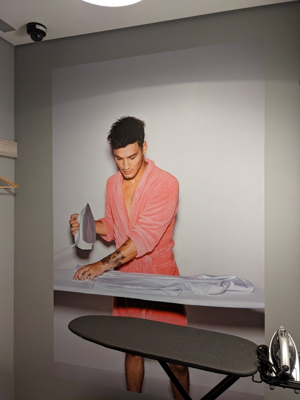 moxytaichung32 南屯-Moxy台中 萬豪潮飯店又一間 簡約IKEA風大廳宛如遊戲間