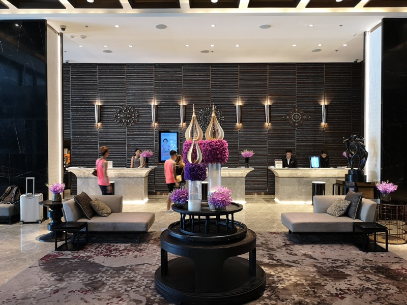 surawongselobby02 Bangkok-曼谷Marriott Hotel The Surawongse太超值...完美住宿大套房網美游池
