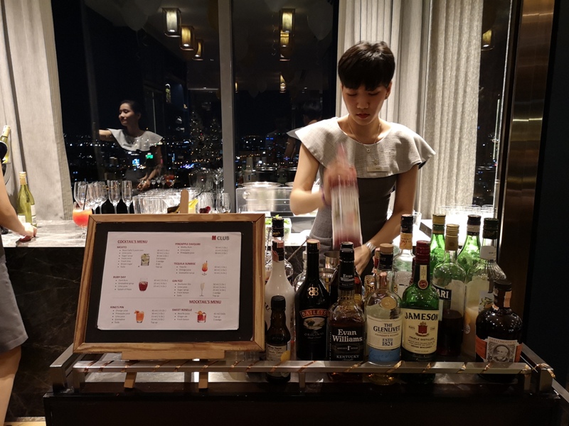 surawongselounge10 Bangkok-曼谷Marriott Hotel The Surawongse太超值...完美住宿大套房網美游池