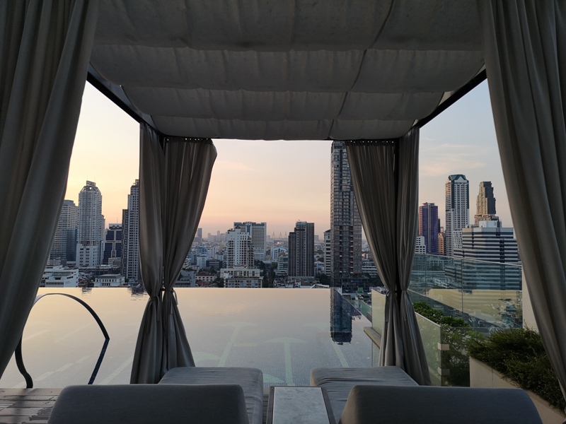 surawongsepool0104 Bangkok-曼谷Marriott Hotel The Surawongse太超值...完美住宿大套房網美游池