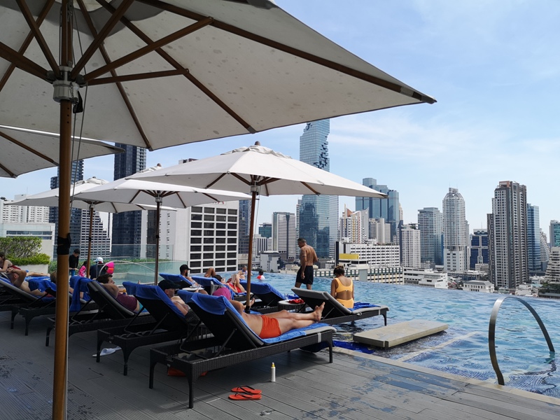 surawongsepool0107 Bangkok-曼谷Marriott Hotel The Surawongse太超值...完美住宿大套房網美游池