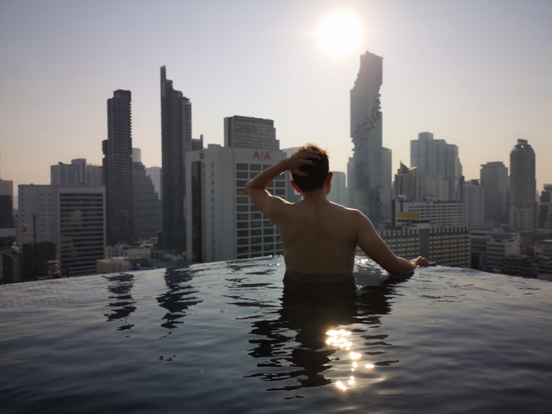 surawongsepool0120 Bangkok-曼谷Marriott Hotel The Surawongse太超值...完美住宿大套房網美游池