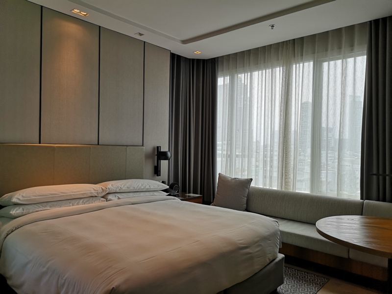 surawongseroom27 Bangkok-曼谷Marriott Hotel The Surawongse太超值...完美住宿大套房網美游池