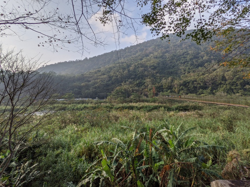 maplenorthcape24 尖石-楓北角 綠樹紅橋白屋 北角吊橋旁景觀咖啡