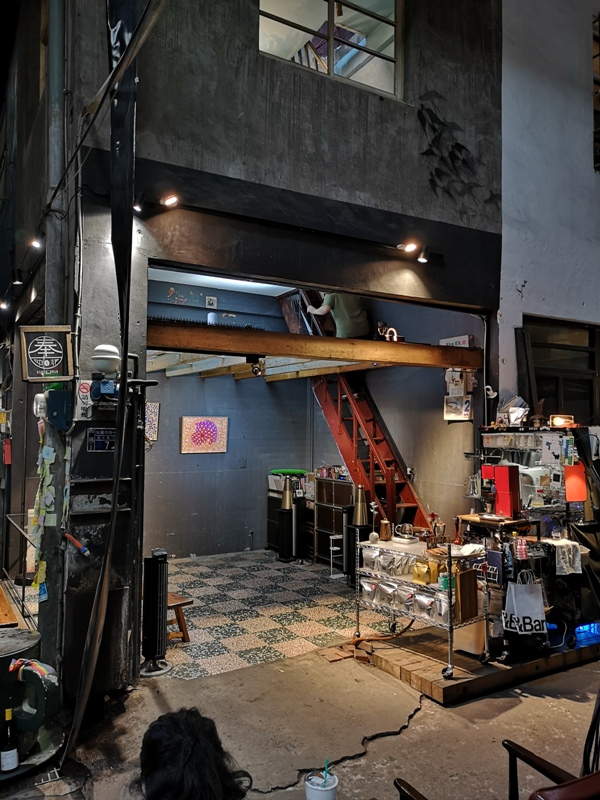 presentcafe110106 台中西區-奉咖啡 忠信市場一杯咖啡凝結時光