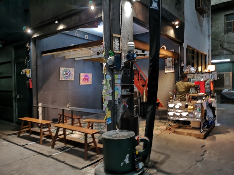 presentcafe110107 台中西區-奉咖啡 忠信市場一杯咖啡凝結時光