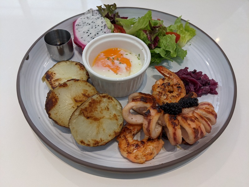 cubix14 西屯-一物立方 Cubix Cafe 明亮空間 清爽美食