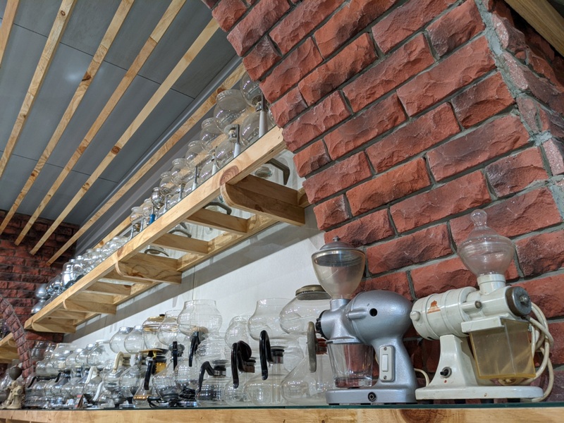 yourmind14 台中南區-黝脈咖啡 咖啡達人亮收藏 手沖咖啡喝到飽 舒服不限時