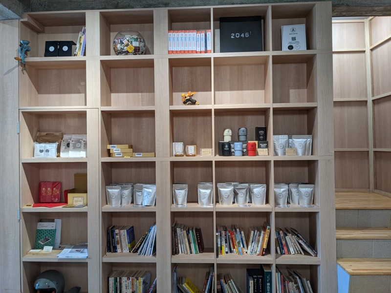 dumbcoffee10 龜山-蠢咖啡Dumb Coffee 簡單明亮好聰明