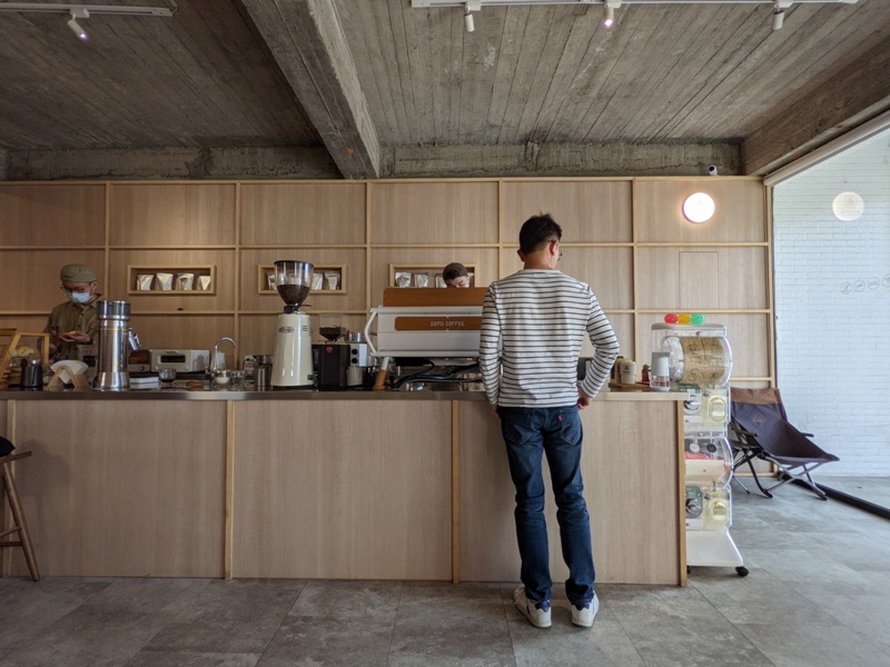 dumbcoffee17 龜山-蠢咖啡Dumb Coffee 簡單明亮好聰明