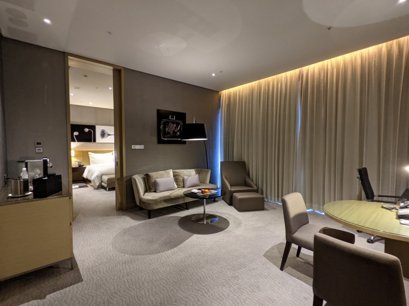 lemeridientaipei213 信義-艾美Le Meridien升等套房享受探索廚房 超享受