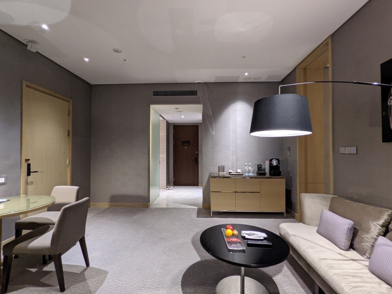 lemeridientaipei214 信義-艾美Le Meridien升等套房享受探索廚房 超享受