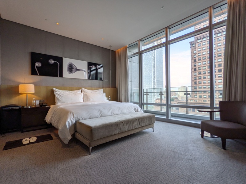 lemeridientaipei216 信義-艾美Le Meridien升等套房享受探索廚房 超享受