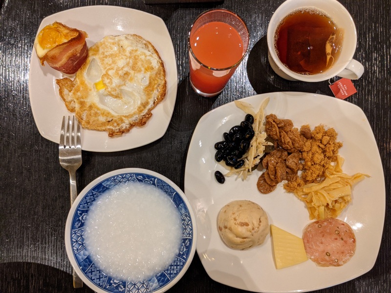 lemeridientaipei247 信義-艾美Le Meridien升等套房享受探索廚房 超享受