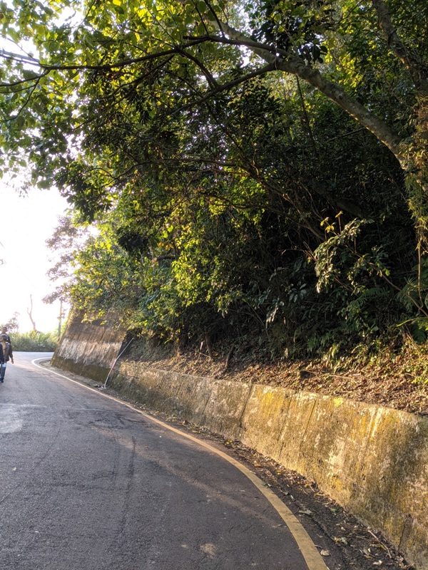 yuanmountain02 三峽-鳶山 登高望遠 擁抱最寬闊的二高景致