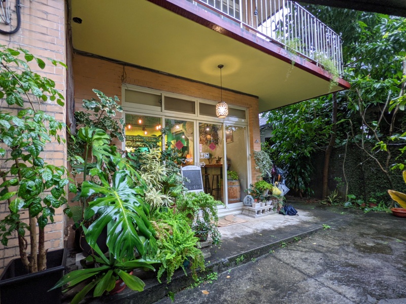 shalom07 基隆信義-夏隆 靜巷中的一杯咖啡 感受微雨的優閒