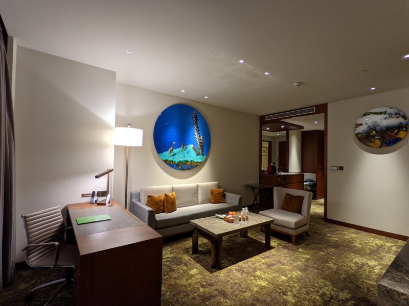 courtyardtaipeisuite05 南港-高鐵直結六福萬怡 換個套房住住看