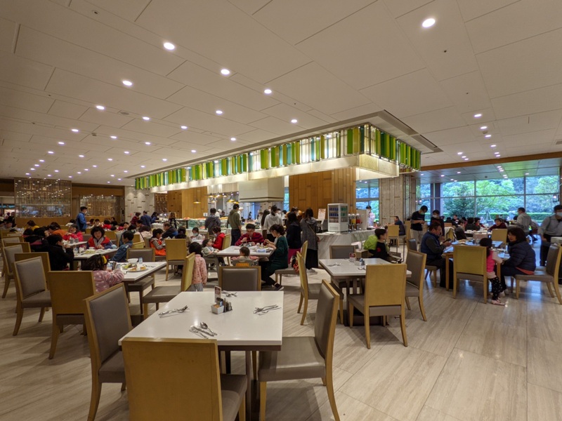 courtyardtaipeisuite22 南港-高鐵直結六福萬怡 換個套房住住看