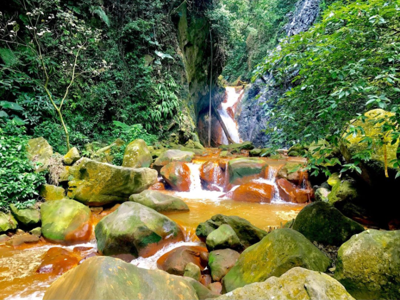 tienmutrail25 士林-天母親山古道(水管道) 無緣的翠峰瀑布