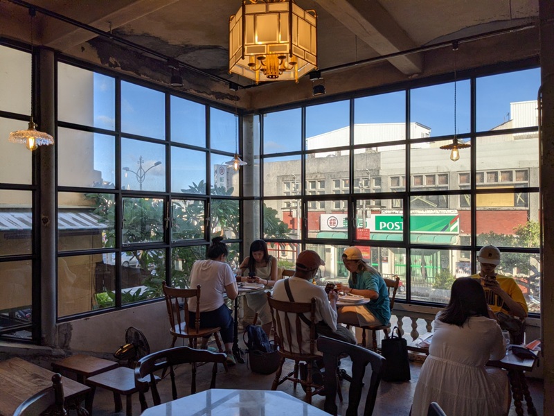 恆春-伯虎在二樓 恆春老街的文青基地