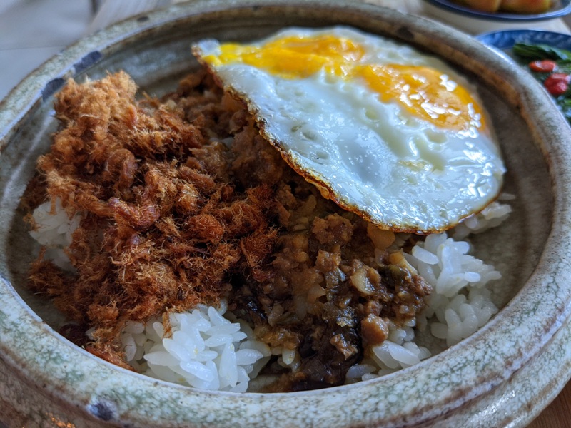 gloriamanor74 恆春-華泰瑞苑 蔣公行館 看海見山好美好放鬆