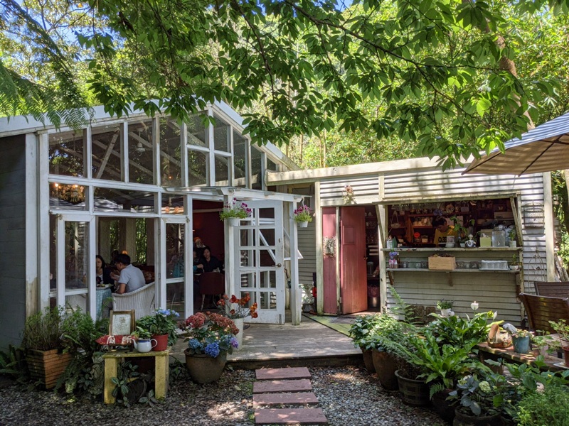 montmartre13 士林-蒙馬特 藍天綠樹流水聲 美不勝收超好拍