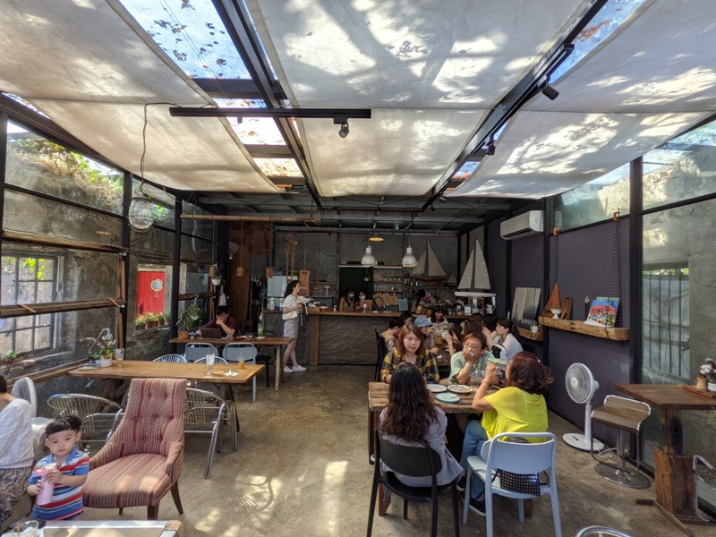 underthetreecafe411113317 恆春-樹夏飲事 廢墟玻璃屋 火紅鳳凰花 屋美咖啡讚