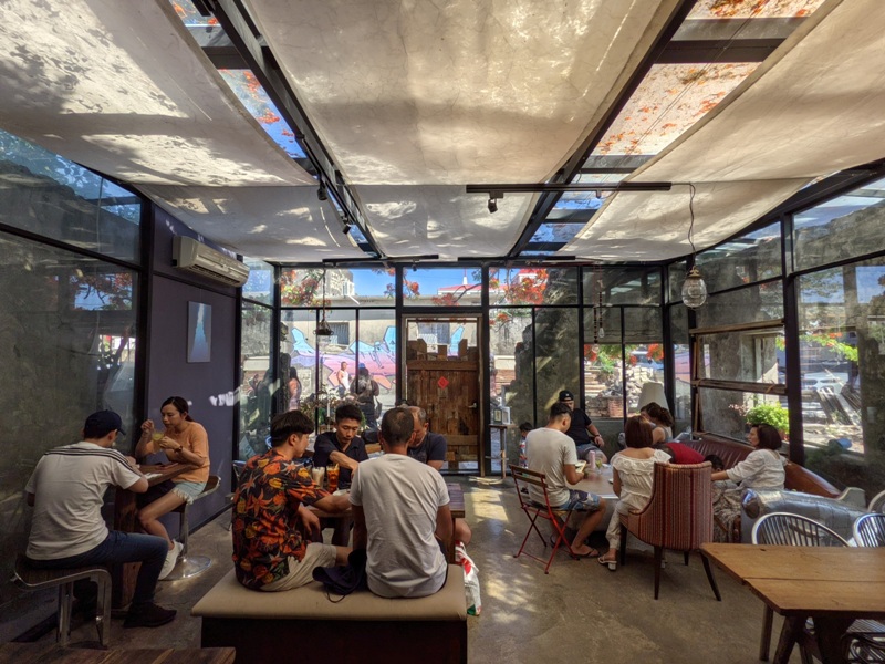 underthetreecafe411113322 恆春-樹夏飲事 廢墟玻璃屋 火紅鳳凰花 屋美咖啡讚