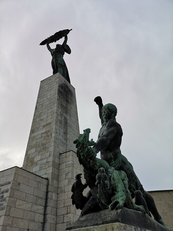 libertyofstatue170112 Budapest-布達佩斯自由女神像 曾經失去過才知自由的可貴 致匈牙利