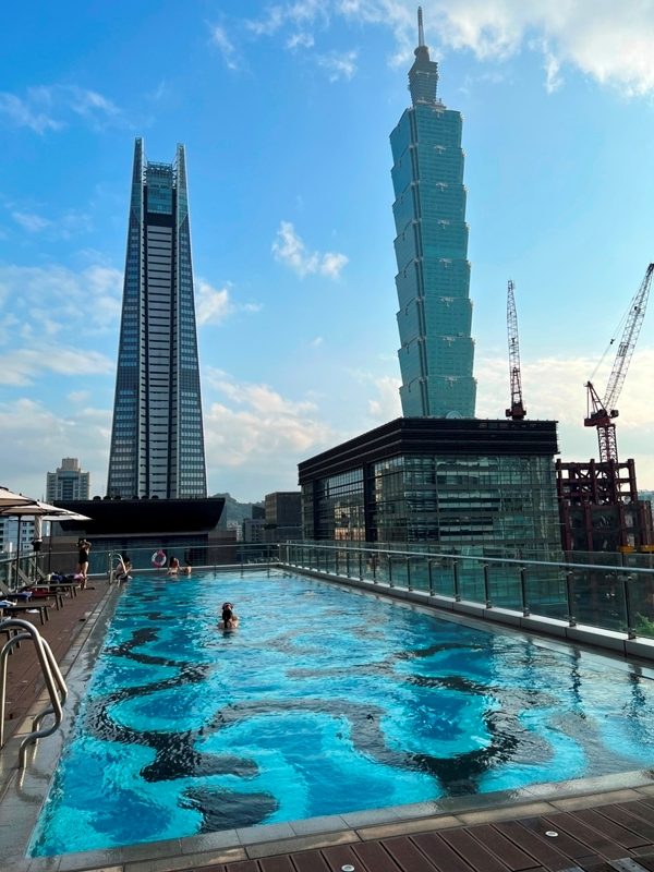 humblehouse0122-rotated 信義-寒舍艾麗酒店 與101共游 信義區最美的高空泳池