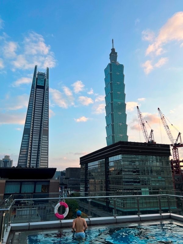 humblehouse0125-rotated 信義-寒舍艾麗酒店 與101共游 信義區最美的高空泳池