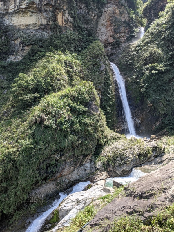 rainbowwaterfall20 信義-沉潛深山的彩色巨龍 雙龍瀑布/七彩吊橋